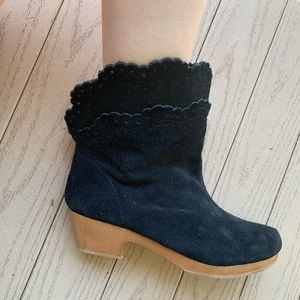 Gap Black Booties